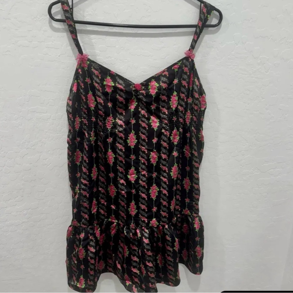 Floral Black and Pink Women's Top